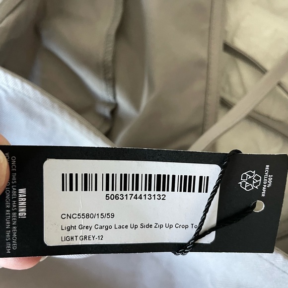 PrettyLittleThing Stylish Gray Halter Top - Picture 8 of 9